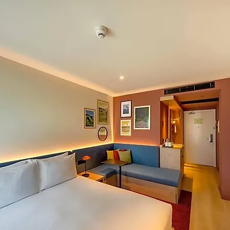 Hotel Hampton By Hilton Alicante Airport