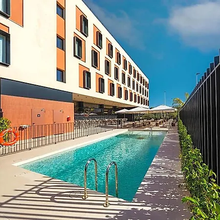 Hotel Hampton By Hilton Alicante Airport