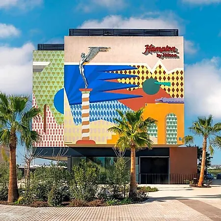Hotel Hampton By Hilton Alicante Airport 3*