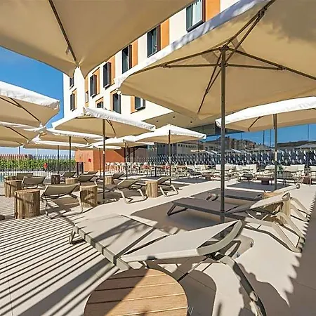 Hampton By Hilton Alicante Airport Hotel 3*